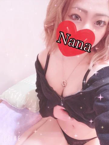なな プロフィール画像