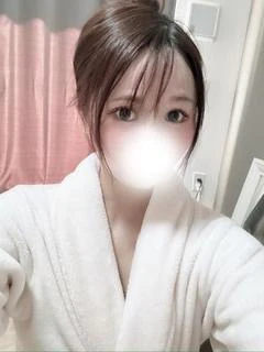ゆりな
