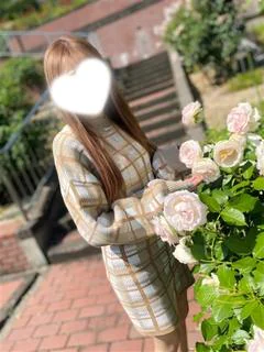 松倉るあ