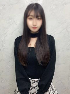 ゆりな