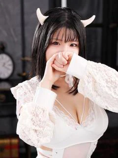 にこ