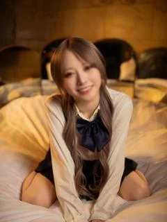 如月 ありさ