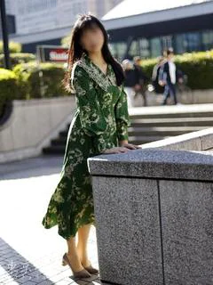 香坂すみれ