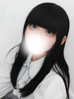 手島まひな