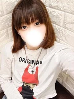 八幡るりの