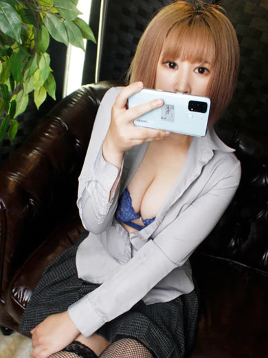 なち プロフィール画像