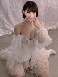せりな