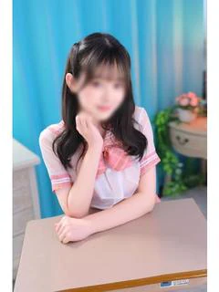 吉住 りおな服飾専門学生美少女