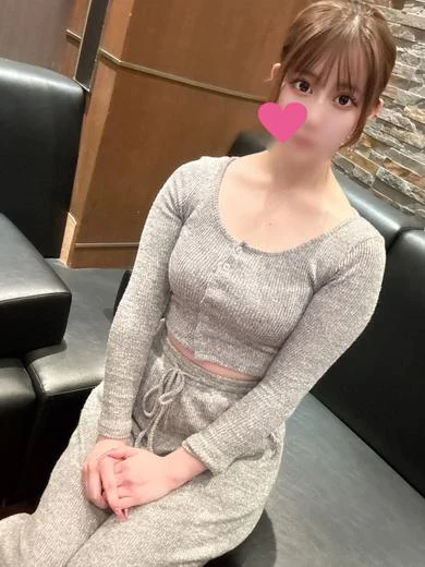 小川 ちゃみ 地下ドル出身美少女 プロフィール画像