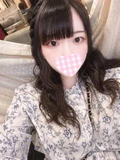 もね★ガチ可愛い現役大学生★