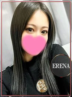 えれな💖モデル顔負けのスタイル