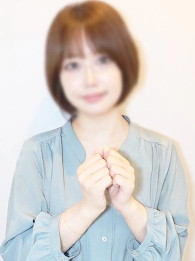 みなみ 弘中アナ激似美女！ プロフィール画像