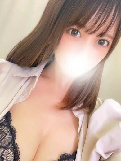 しおり《この娘100%沼ります》 プロフィール画像