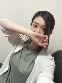 セリナ～細身パイパン白衣の天使～