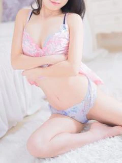 ゆず 現役ナースはエッチが大好き