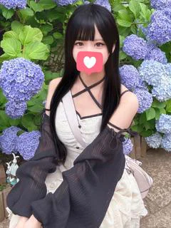 初音なる