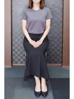 あきな