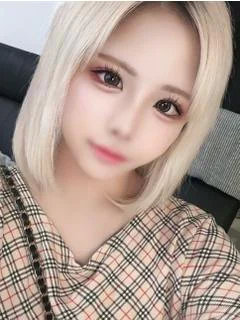 はな♡甘え上手な金髪美女♡