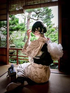なつね『潮吹きド変態奥様』