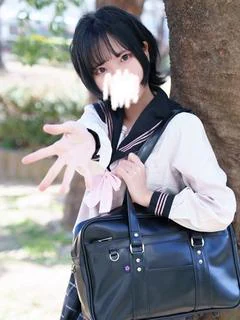白咲 ひな