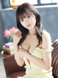 栄倉あや