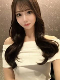 一姫ちなつ