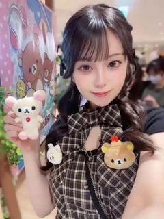 リボン【逆３P可能エロカワ美女】