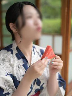 ちひろ《ドMの極み…喉奥解禁嬢》
