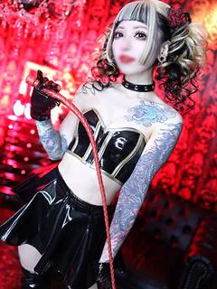 イヴ女王様😈快楽を弄ぶ小悪魔