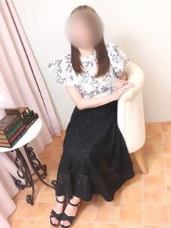 新人まゆ プロフィール画像