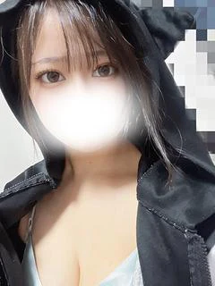 せれん☆愛らしい笑顔が魅力的