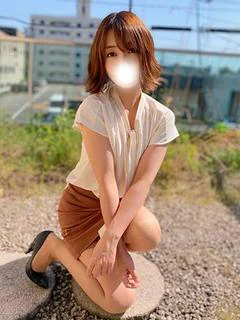 まい『AF無料…本物の人妻』