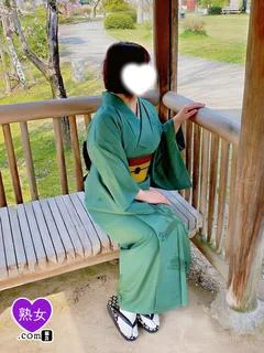 藤原さとこさん【和装・潮吹き】