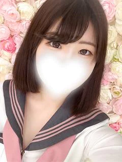 しの 可憐なるF美乳の持ち主