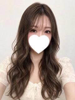 かりな 25歳