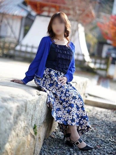 しおり プロフィール画像