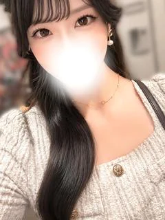 新人なぎさ