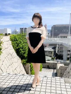 あおい 琴音