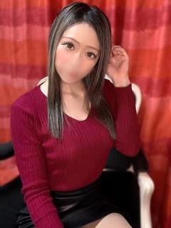 なつき【愛嬌抜群×色気の虜妻】