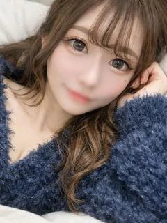 ひより【SS級美乳Fカップ嬢】