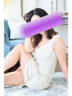 堤 綾香