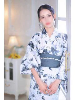 色白美人かれん