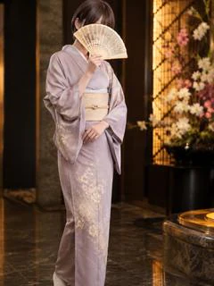 【千尋】千の魅力で人妻感ひろがる