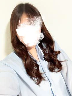 りん・もち肌美乳