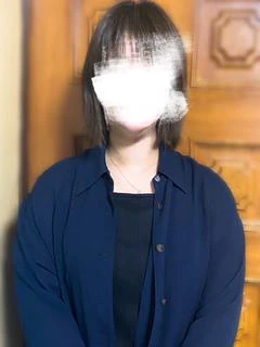 しおん・新人奥様