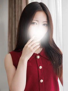 朝比奈 えま