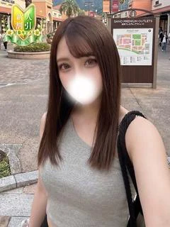 かのん☆見惚れる美脚の綺麗系!