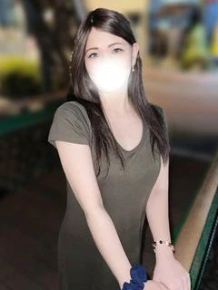 佳代 かよ（34）