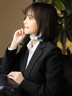 皐月 由華子