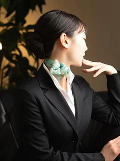 烏丸 諒子